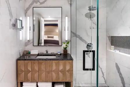 Omni Berkshire Place - 116