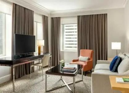 Omni Berkshire Place - 54