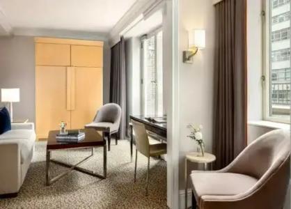 Omni Berkshire Place - 96