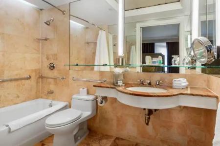 Omni Berkshire Place - 31