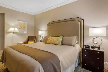 Omni Berkshire Place - 45