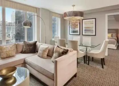 Omni Berkshire Place - 56