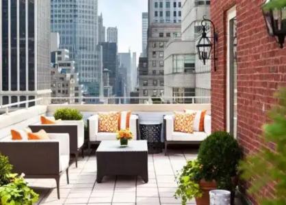 Omni Berkshire Place - 99