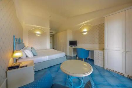 Paramount Times Square - 44