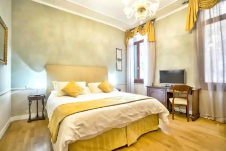 Paramount Times Square - 41