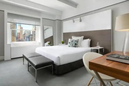 Paramount Times Square - 71