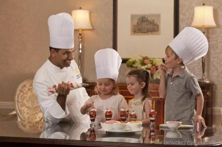 The Pierre, A Taj, New York - 33