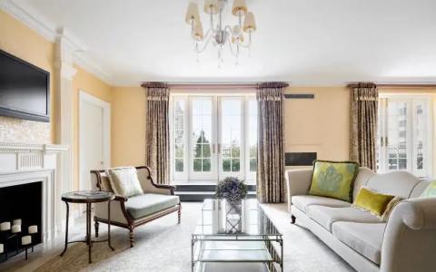 The Pierre, A Taj, New York - 116