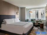 Deluxe Double Accessible room