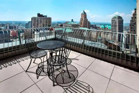 New York Marriott at the Brooklyn Bridge - 32