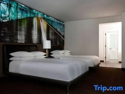 New York Marriott at the Brooklyn Bridge - 57