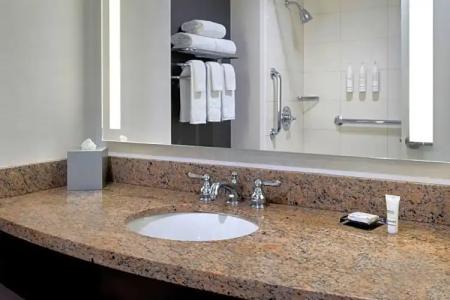 New York Marriott at the Brooklyn Bridge - 76