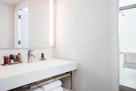 New York Marriott at the Brooklyn Bridge - 79