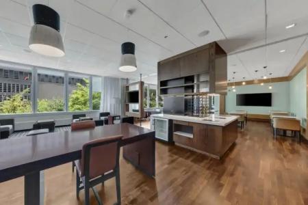 New York Marriott at the Brooklyn Bridge - 40