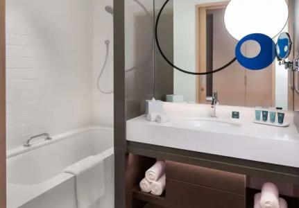 Novotel Dubai Gold District - 114
