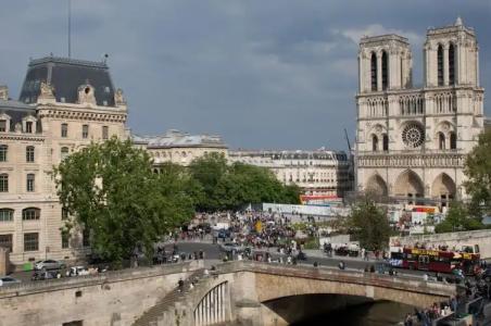 Les Rives de Notre-Dame - 81