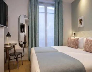 Paris Art Quartier Latin by Malone - 126