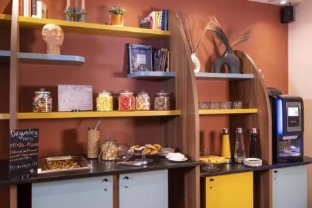 Paris Art Quartier Latin by Malone - 12