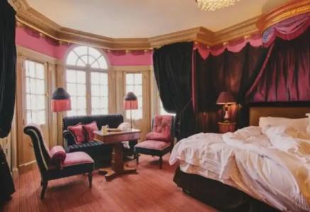 L'Hôtel - 2