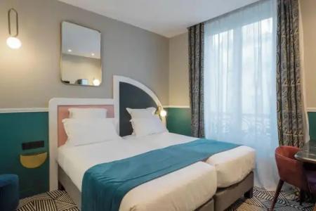 Elysa-Luxembourg - 90