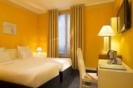 Elysa-Luxembourg - 75