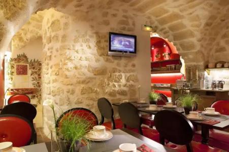 Hôtel De Fleurie - 19