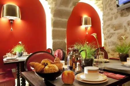 Hôtel De Fleurie - 10