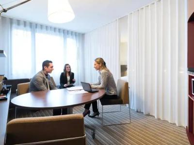 Novotel Suites Paris Montreuil Vincennes - 17