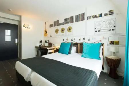 Hôtel du Triangle d'Or - 34