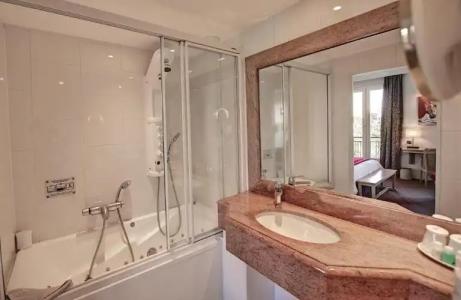 Hôtel Du Midi Paris Montparnasse - 81