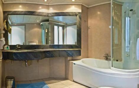 Hôtel Du Midi Paris Montparnasse - 65