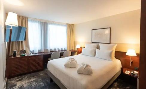 Mercure Paris Gare Montparnasse TGV - 120