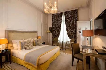 Majestic Spa - Champs Elysées - 81