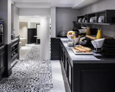 Trinité Haussmann - 12
