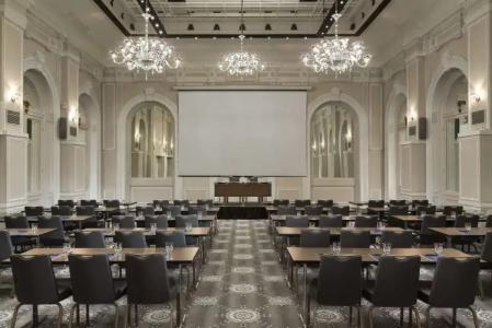 Hilton Paris Opera - 14