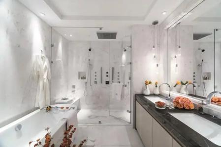 Raffles Istanbul - 11
