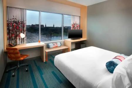 Aloft - Tampa Downtown - 34