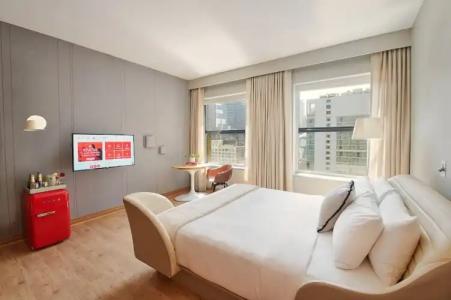 Virgins Chicago - 136