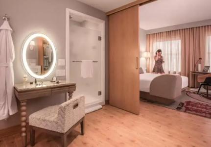 Virgins Chicago - 111