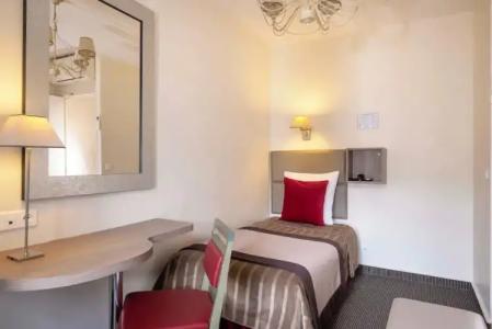 Hôtel Saint Pierre - 17
