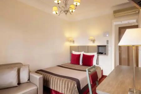 Hôtel Saint Pierre - 51