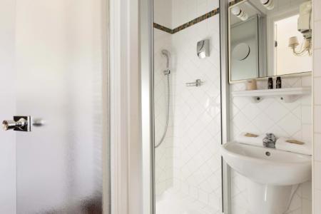 Hôtel Saint Pierre - 8