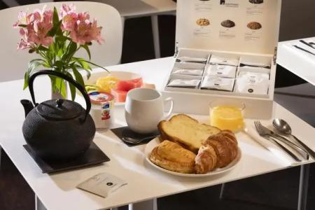 Hôtel Elysées Régencia - 11