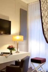 Hôtel Galileo Champs Elysées - 45