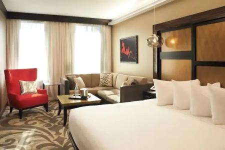 Metropolitan at The 9, Autograph Collection - 129