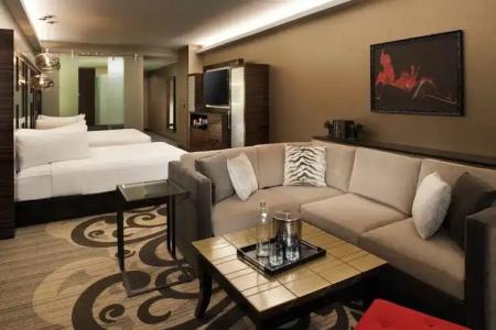 Metropolitan at The 9, Autograph Collection - 122