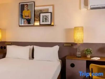 Hôtel Paris La Fayette - 77