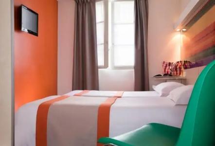 Hôtel Paris La Fayette - 8