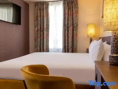 Hôtel Paris La Fayette - 76