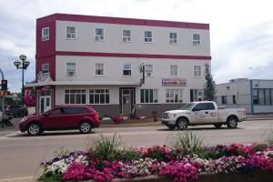 Bonnyville Hotel, Bonnyville